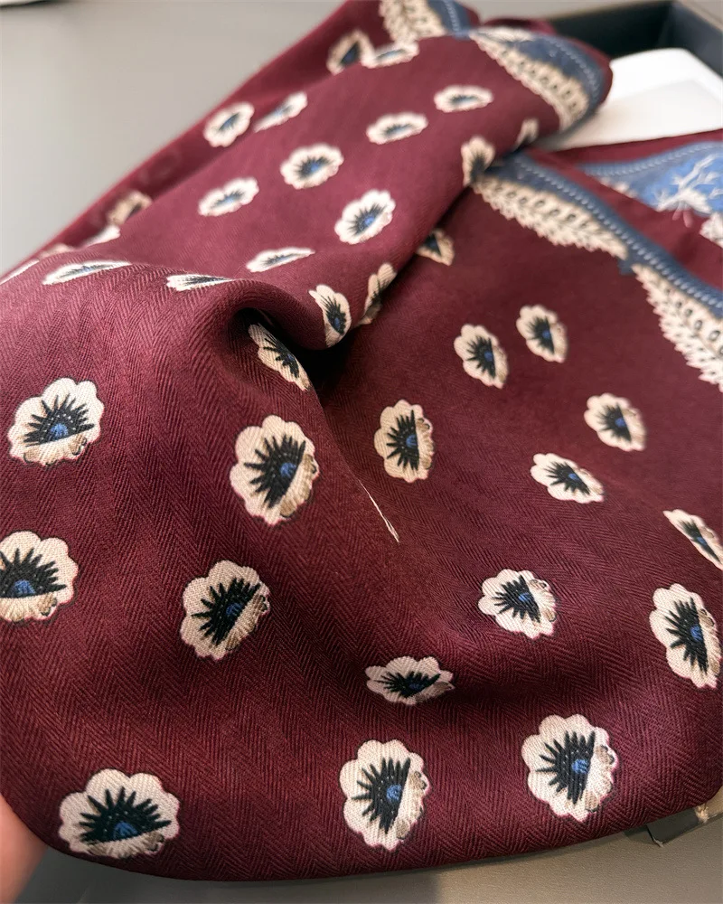 Trendy Print Square Scarf For Women Cotton Velvet Neck Scarf Shawl Warp Elegant Neckerchief Bandanas Ladies Hijab