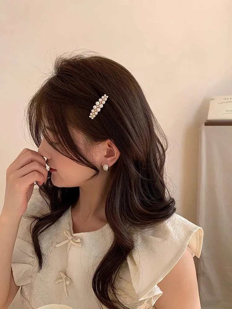 Korean Style Side Pearl Bangs Hair Clip for Women, Forehead Clip Hair Accessory, Internet Celebrity 2025 New Model, High-End Sid