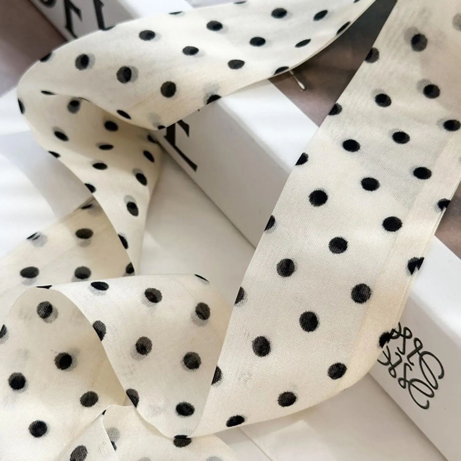 Women Narrow Long Scarf 150x4cm Polka Dot Bag Ribbon Headband Choker Streamer, Versatile Fashion Accessories for Daily Wear