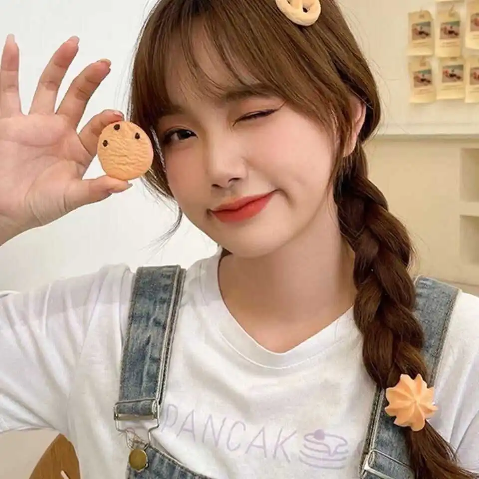 4PC Fashion Cartoon Cookie Biscuit Hair Side Clips Vintage Hairpin for Girls Women Korean Hair Accessories