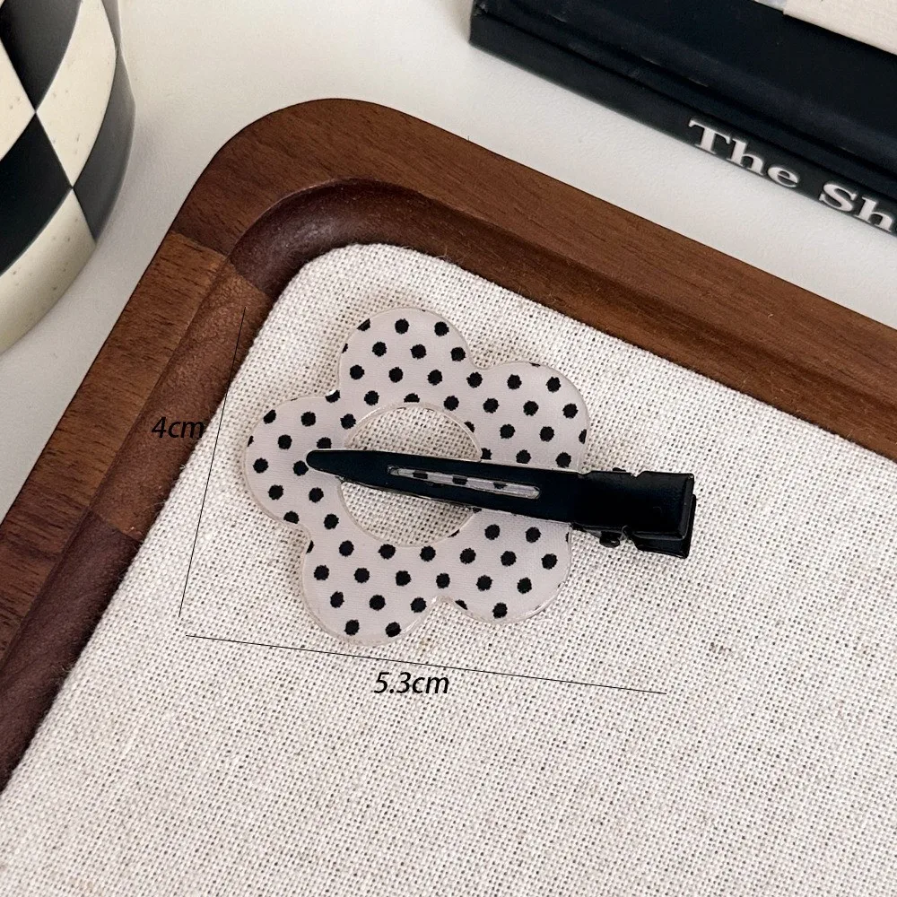 1/2/4PCS Black White Polka Dot Acrylic Hair Clips Minimalist Secure Hold Suitable for Daily Wear Party Outfits Hairpin