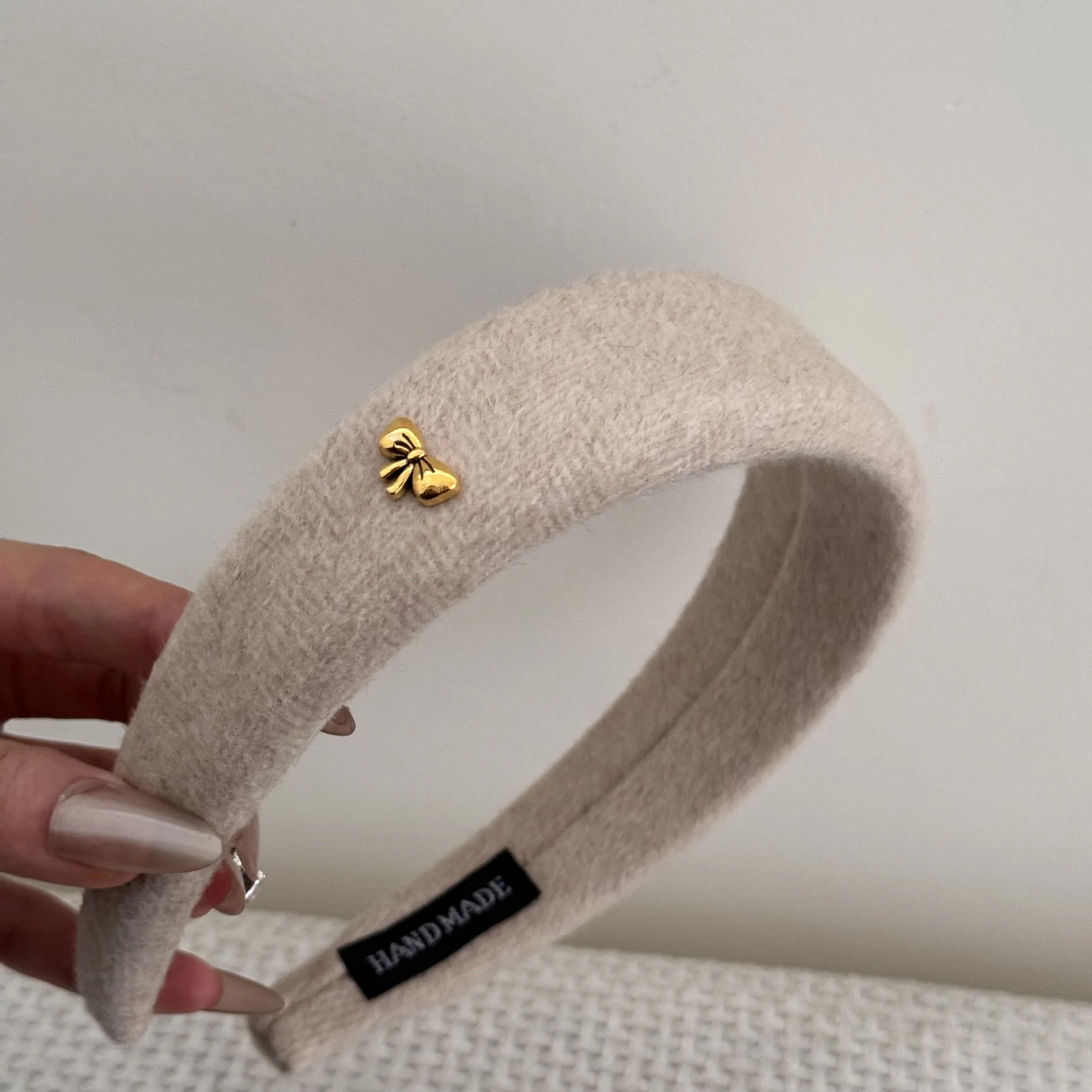 Adult Lazy Old Money Style Wide Edge Headband Retro Suede High Skull Top Hair Accessories Show Small Face