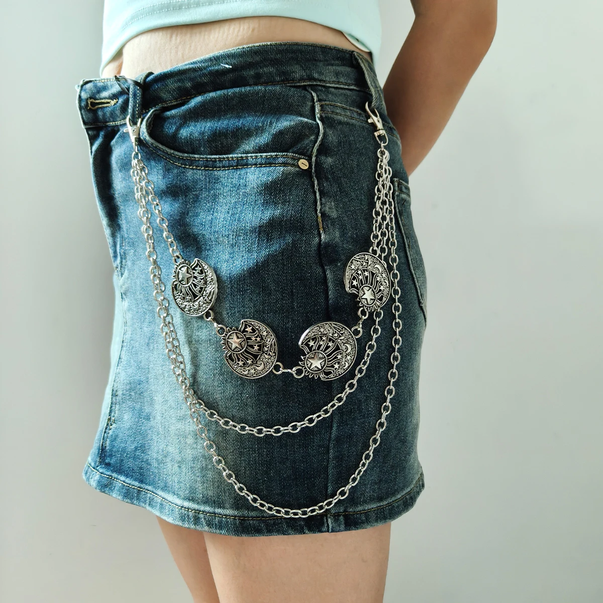 A Harajuku Style Street Hip-Hop Y2k Jeans Chain Belts Personalized Punk Style Double-Layer Waist Chain for Men Women Accessories