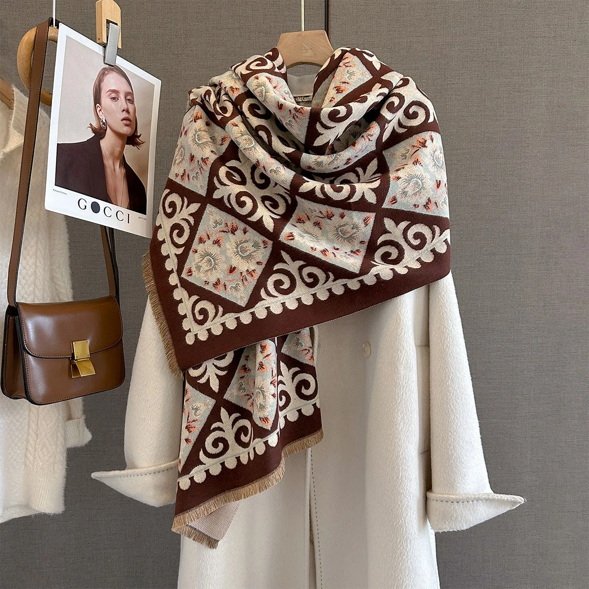 New Fashion Winter Duplex Printing Cashmere Scarf Women High Quality Thicken Wrap Shawl Ladies Pashmina Jacquard Scarves Luxury