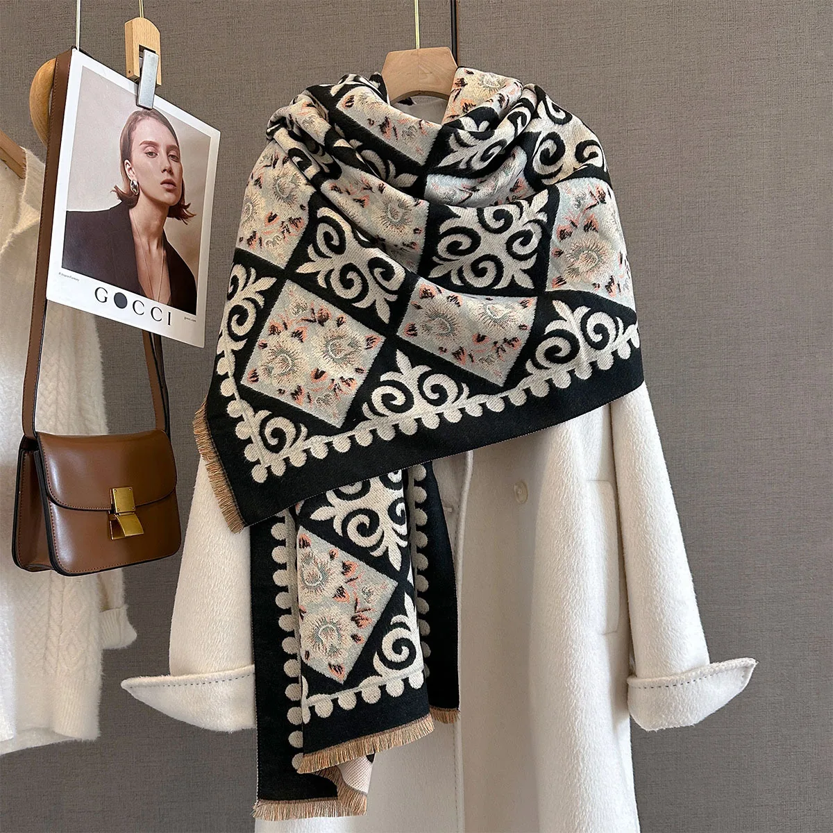 New Fashion Winter Duplex Printing Cashmere Scarf Women High Quality Thicken Wrap Shawl Ladies Pashmina Jacquard Scarves Luxury