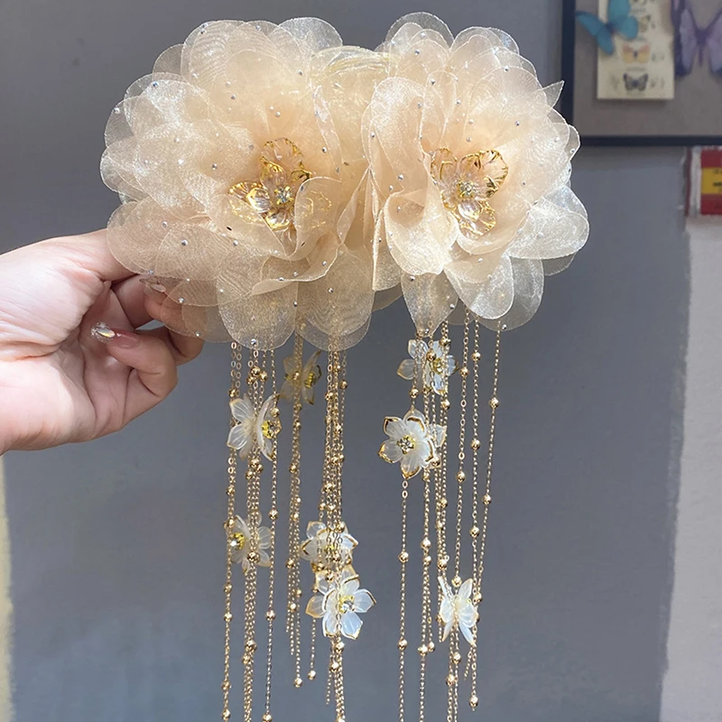 Elegant Lotus Flower Hair Clip Sequins Tassels Hair Claw For Women Girls Sweet Fashion Shark Clip Hair Accessories Gifts