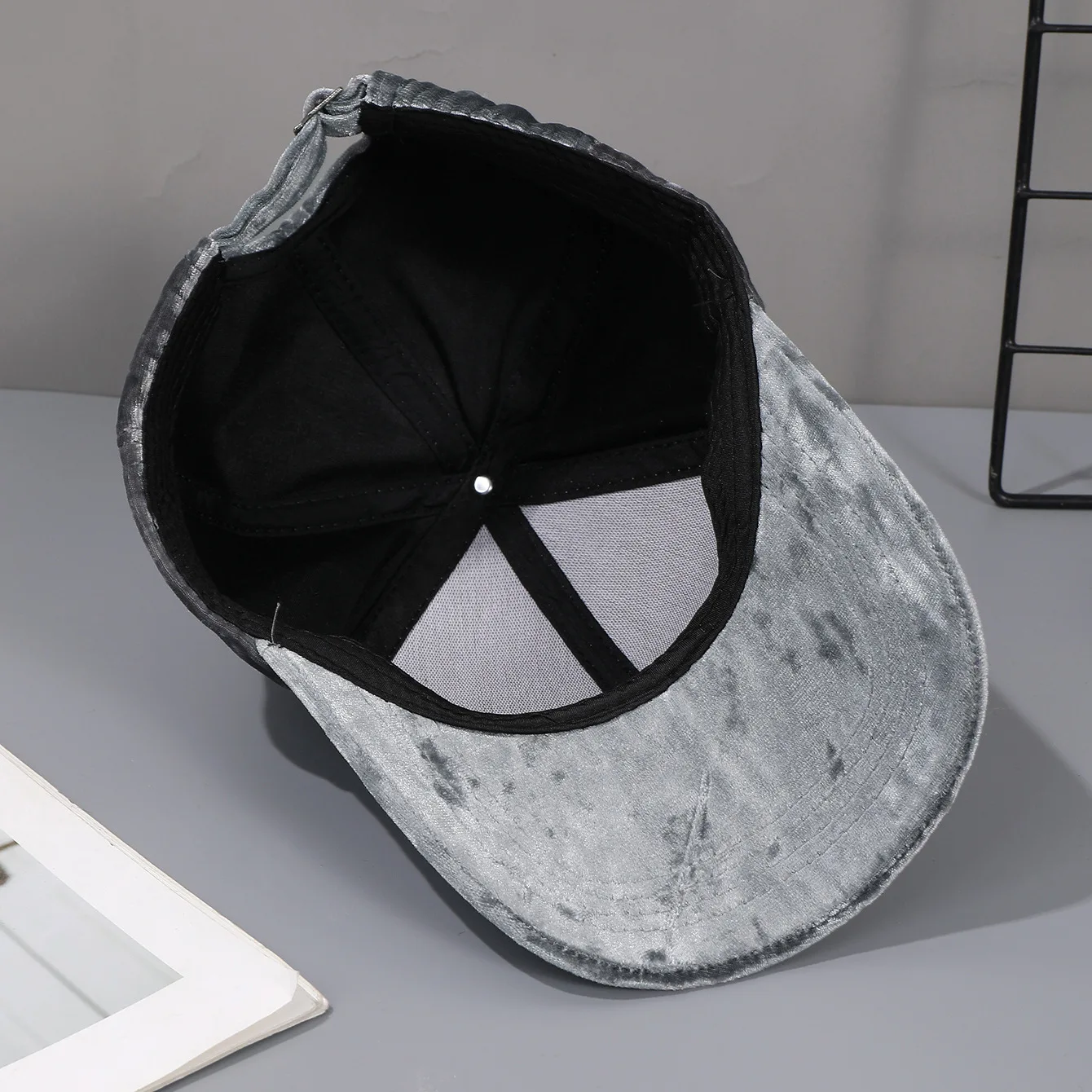 Autumn Winter Hats For Men Women Velvet Baseball Cap Unisex Curved Brim Casual Hat, Soft Adjustable Snapback