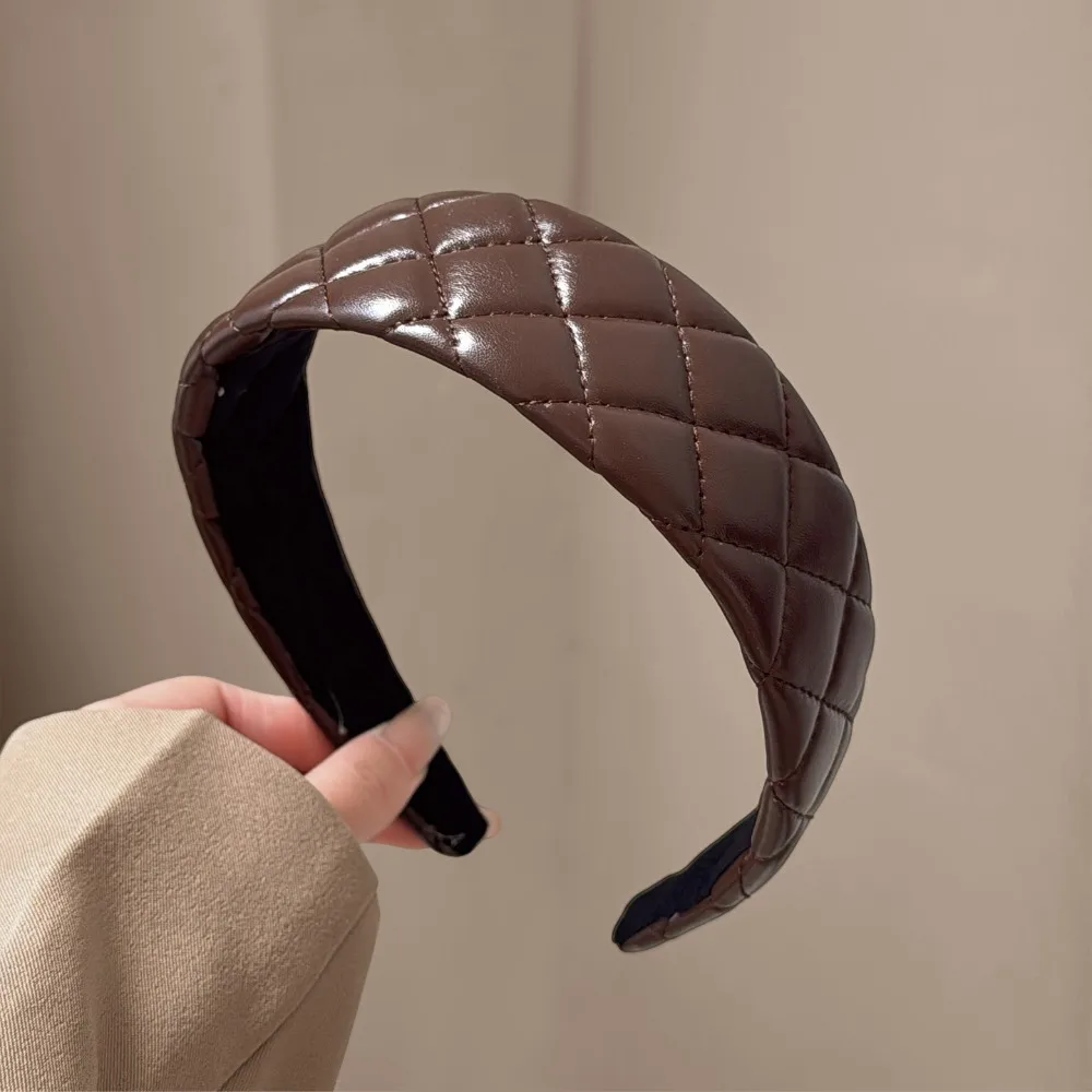 1pc Quilted Faux Leather Headbands Timeless Design Sleek Neutral Tones Perfect Daily Hairstyling Versatile Outfits Chic Luxe