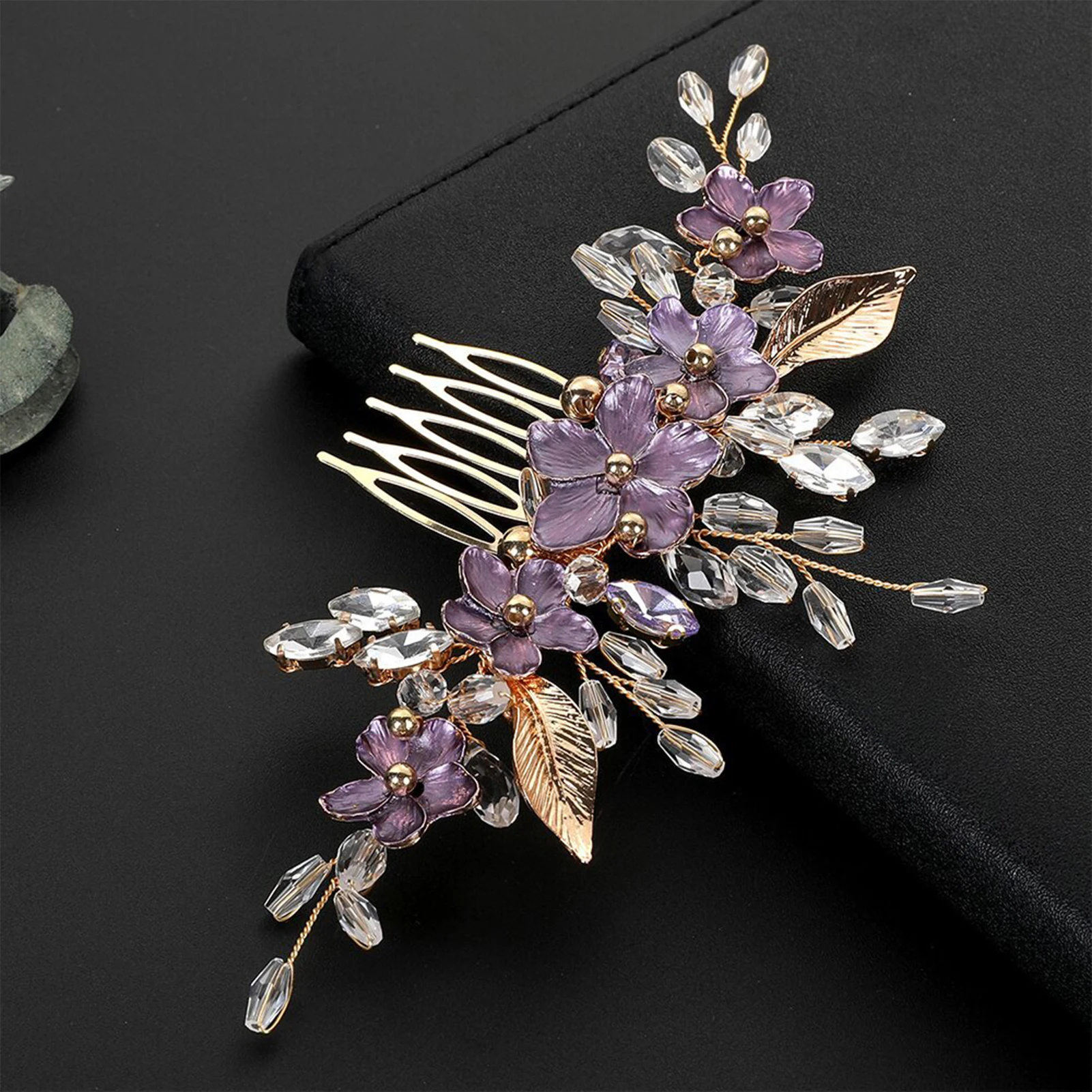 Purple Flower Hair Combs for Bride Wedding Gold Color Alloy Hairpins Side Clips Crystal Beads Decor Bridal Party Hair Jewlery
