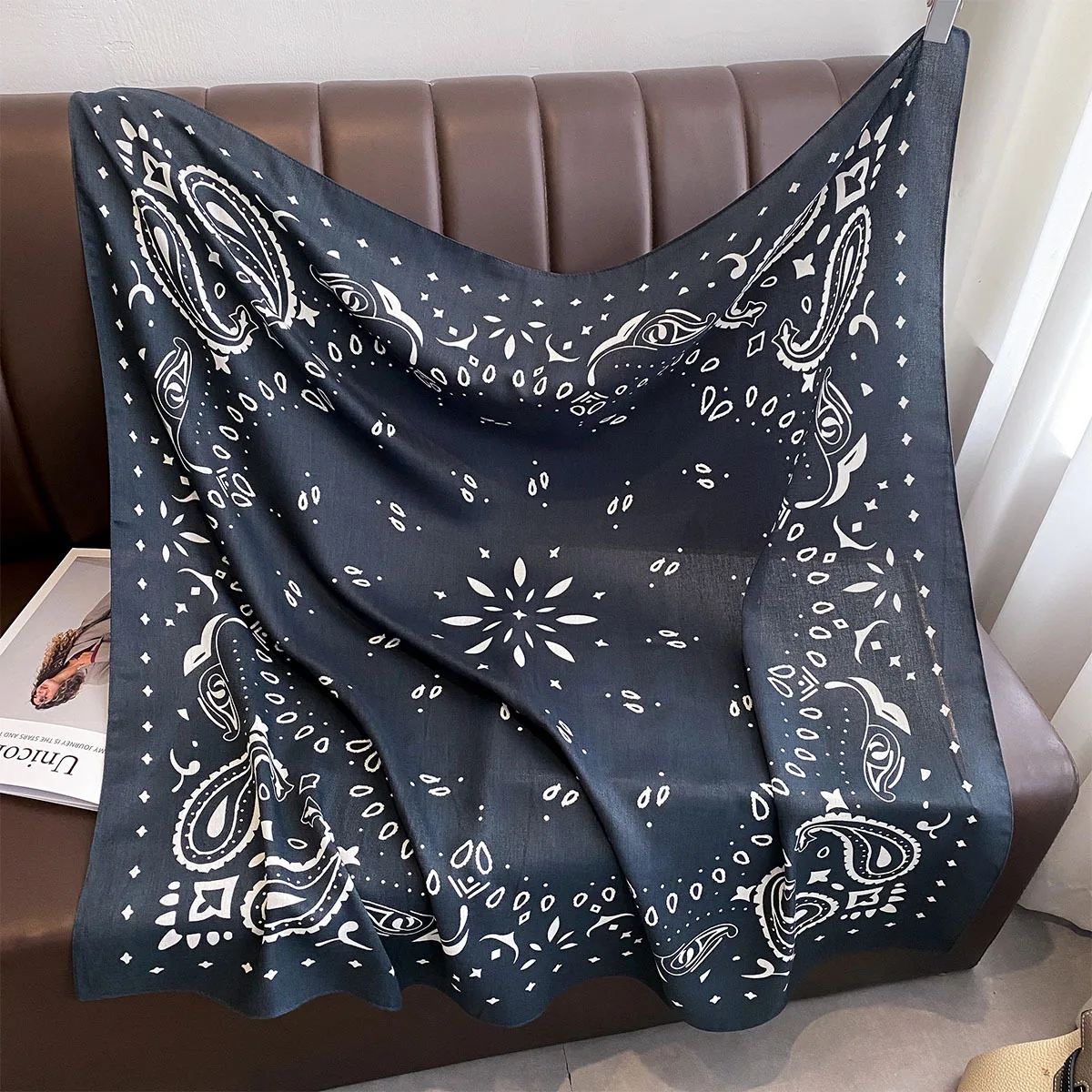 90*90cm Paisley Printed Square Scarf For Women Imitation Silk Scarves Bandanas Luxury Large Shawl Beach Wraps Elegant Hijab