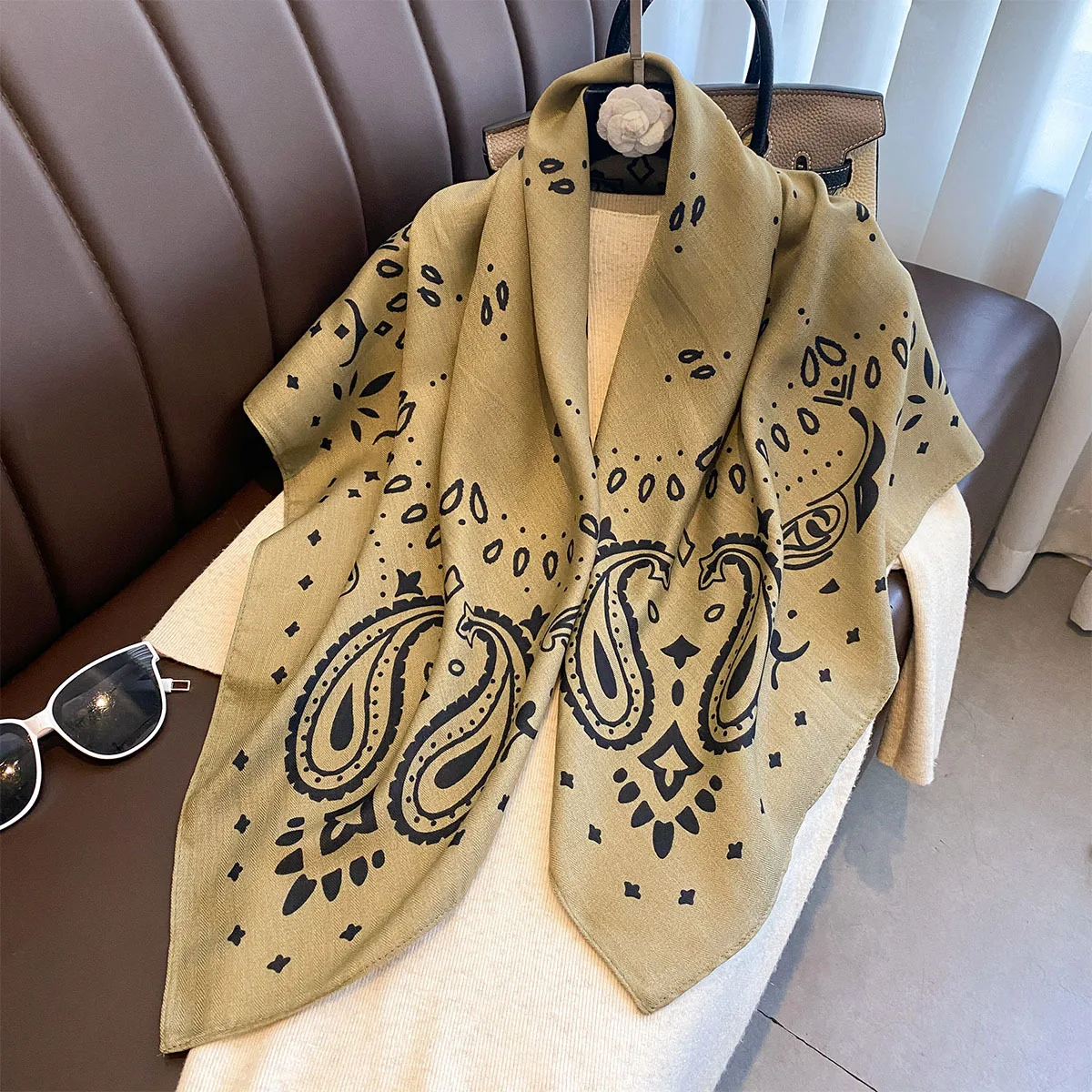 90*90cm Paisley Printed Square Scarf For Women Imitation Silk Scarves Bandanas Luxury Large Shawl Beach Wraps Elegant Hijab