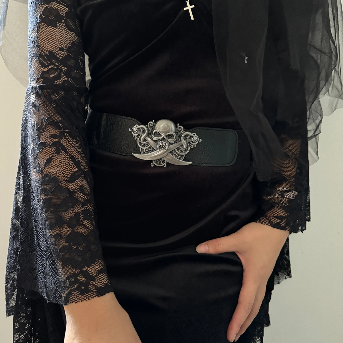 Gothic Skull Metal Buckle Elastic Corset Belt for Women Wide Waistband for Dress and Coats Punk Accessories Black Girdles Winter