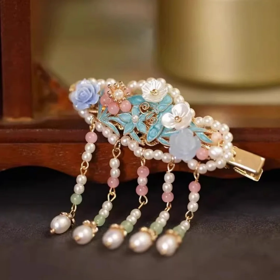 High-End and Exquisite Side Hairpins for Short Hair, Ear-Side Clips, Traditional Style Hairpins with Tassels and Pearls, Paired Together