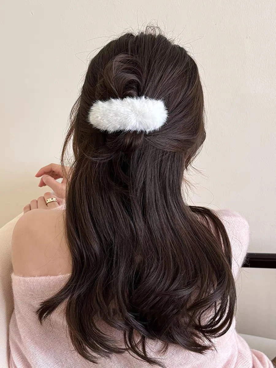 AWAYTR Simulated Plush Twist Hair Clips Acrylic Hairpin Korean Style Vintage Hairgrip for Women Elegant Hair Accessories