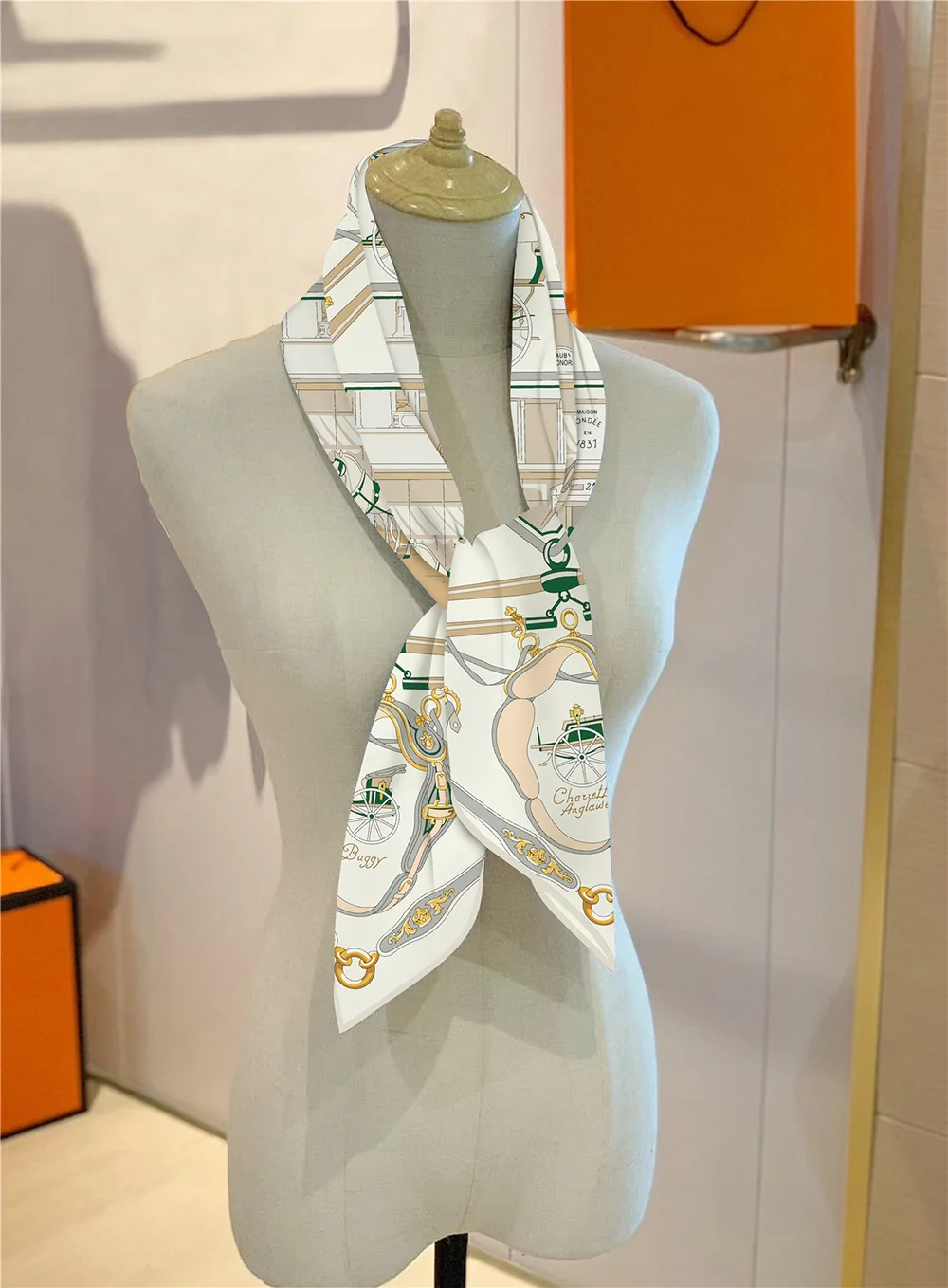 90cm Twill Silk Scarf Shawl Luxury Brand Horse Carriage Chain Square Scarf Women Hijabs Bandana Foulard Neckerchief Head Scarves