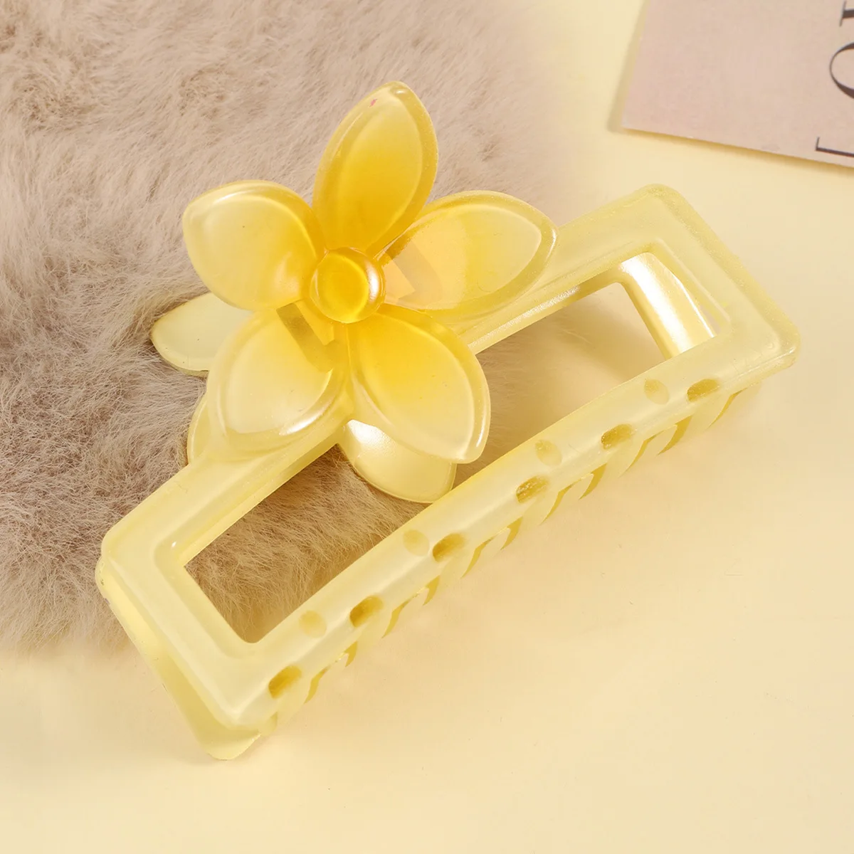 1pc Summer New Square Egg Flower Claw Clip, Gradient Sweet Dopamine Hair Accessories, Back Head Bun Shark Clip