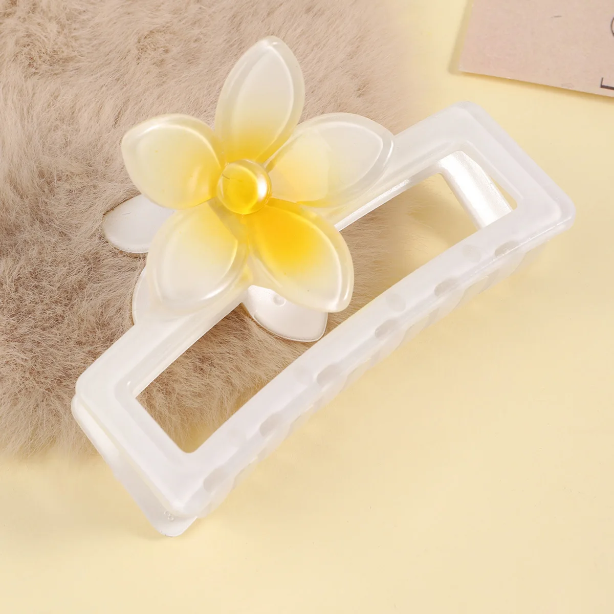 1pc Summer New Square Egg Flower Claw Clip, Gradient Sweet Dopamine Hair Accessories, Back Head Bun Shark Clip
