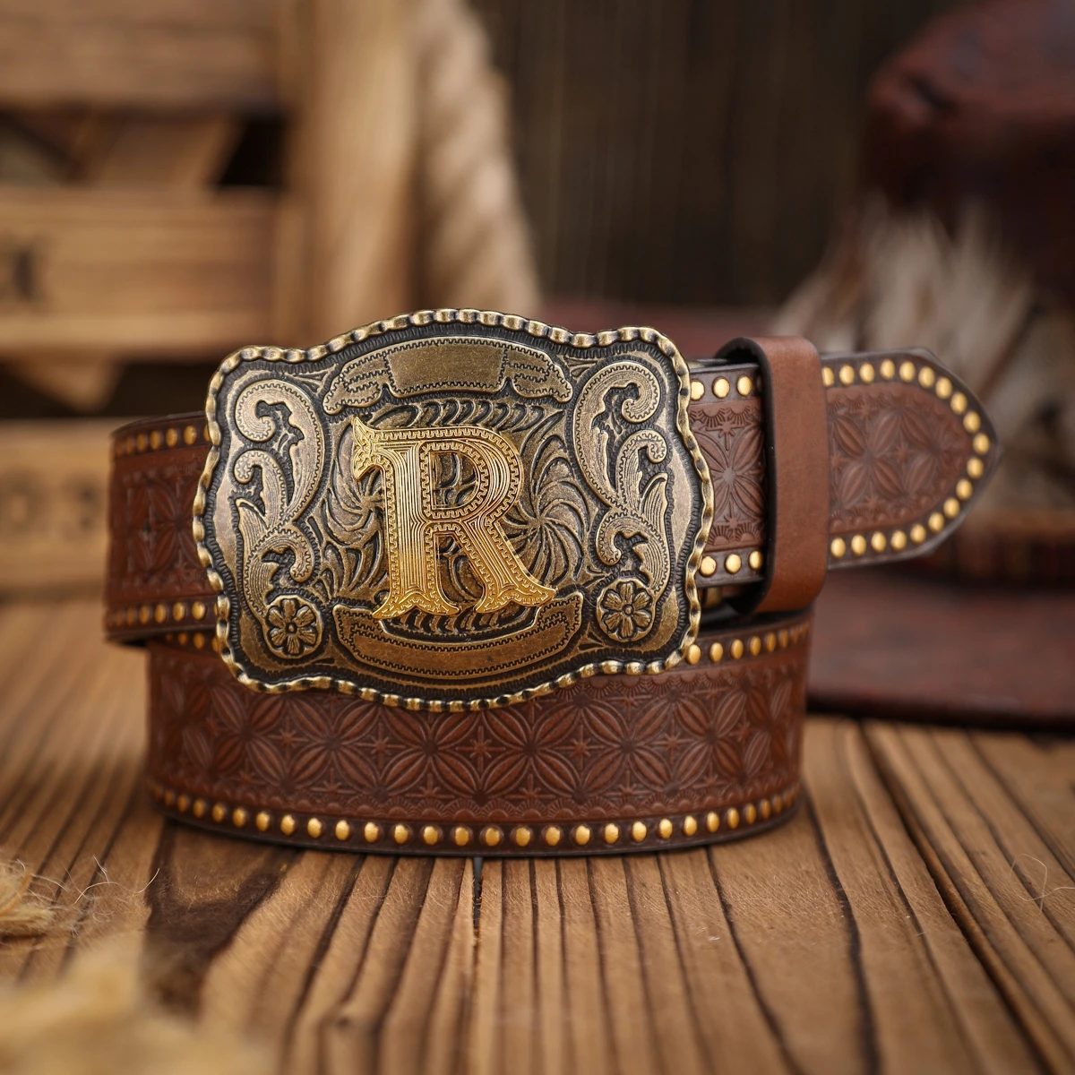 A Western-Style PU Leather Belt for Both Men and Women, A Classic and Casual Retro Belt