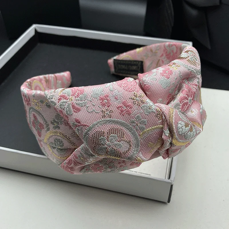 High Sense Embroidery Hairpin Hoop Female High Skull Top Adult Sweet Elegant Headdress Wide Edge Compression Headband