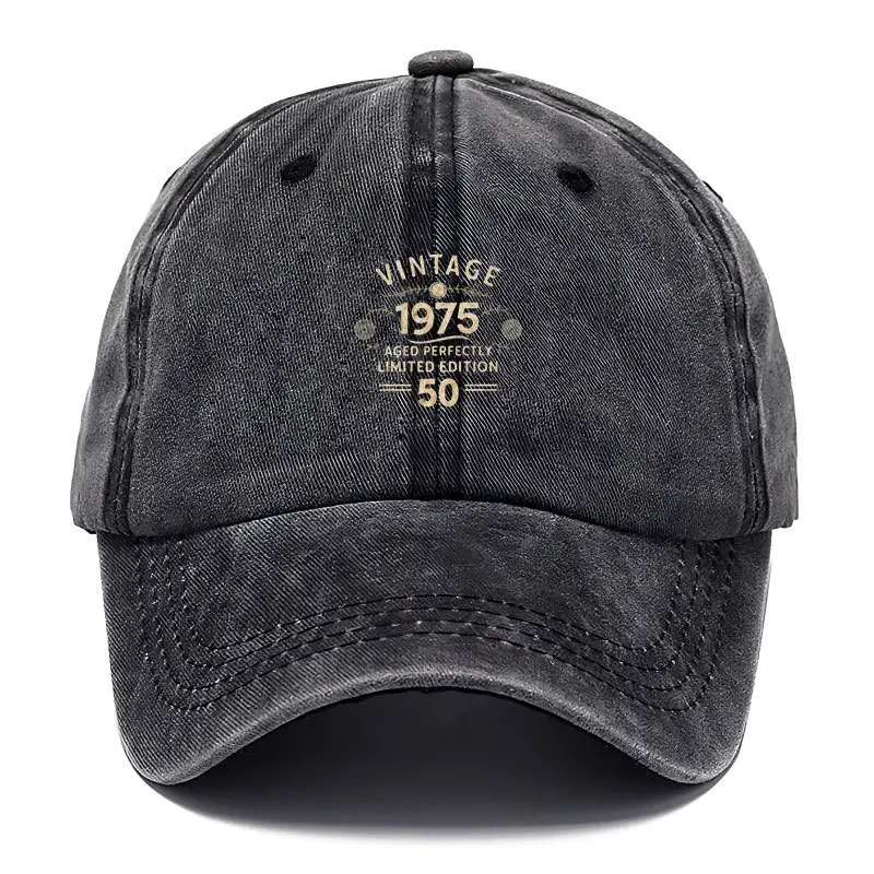 Men's Simple Retro Baseball Caps Wash for Outdoor Sports and Street Style Solid Color and Distressed Look for Men's Workout