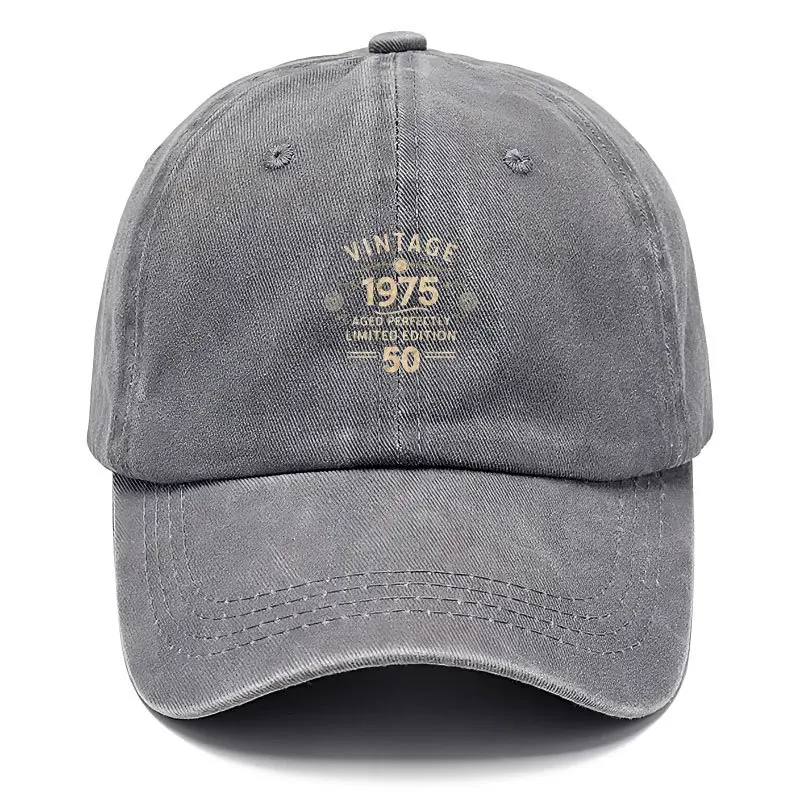 Men's Simple Retro Baseball Caps Wash for Outdoor Sports and Street Style Solid Color and Distressed Look for Men's Workout