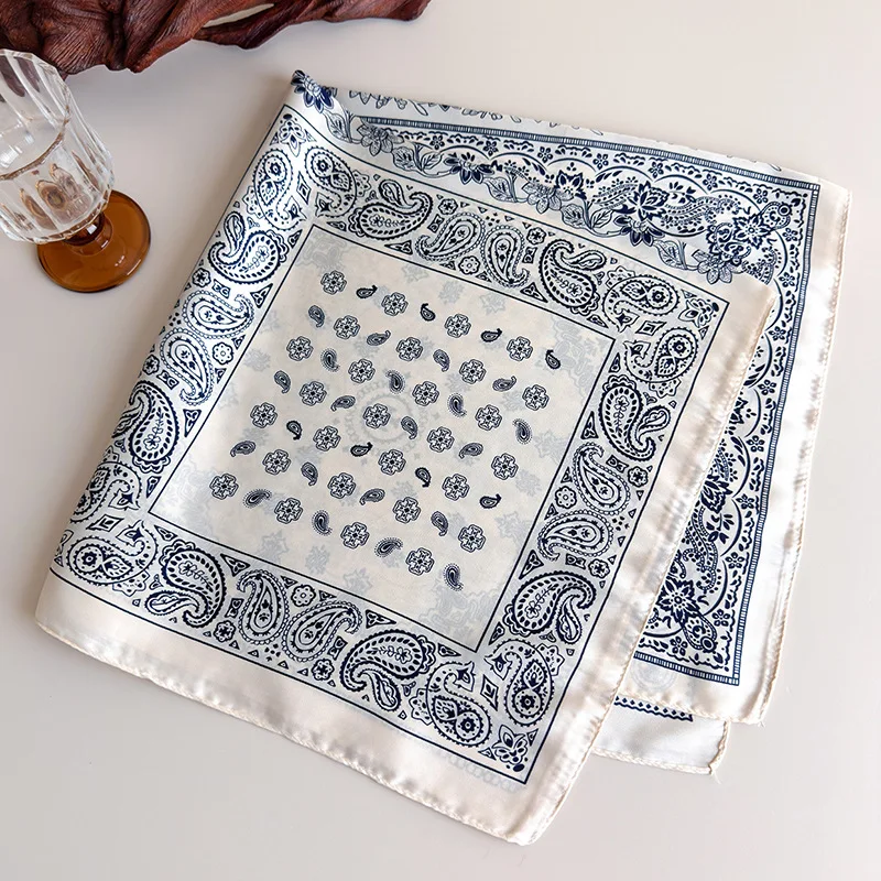 Elegant Floral Print Square Scarf for Women Summer Silk Touch Bandana Lightweight Shawl Neck Scarf Women Classic Multi Use