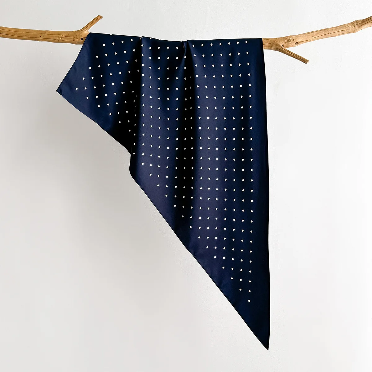New Twill Shawl Triangle Scarf for Women Dot Neckerchief Female New Headband Hair Bands Print Foulard Hijab Wraps Bandana
