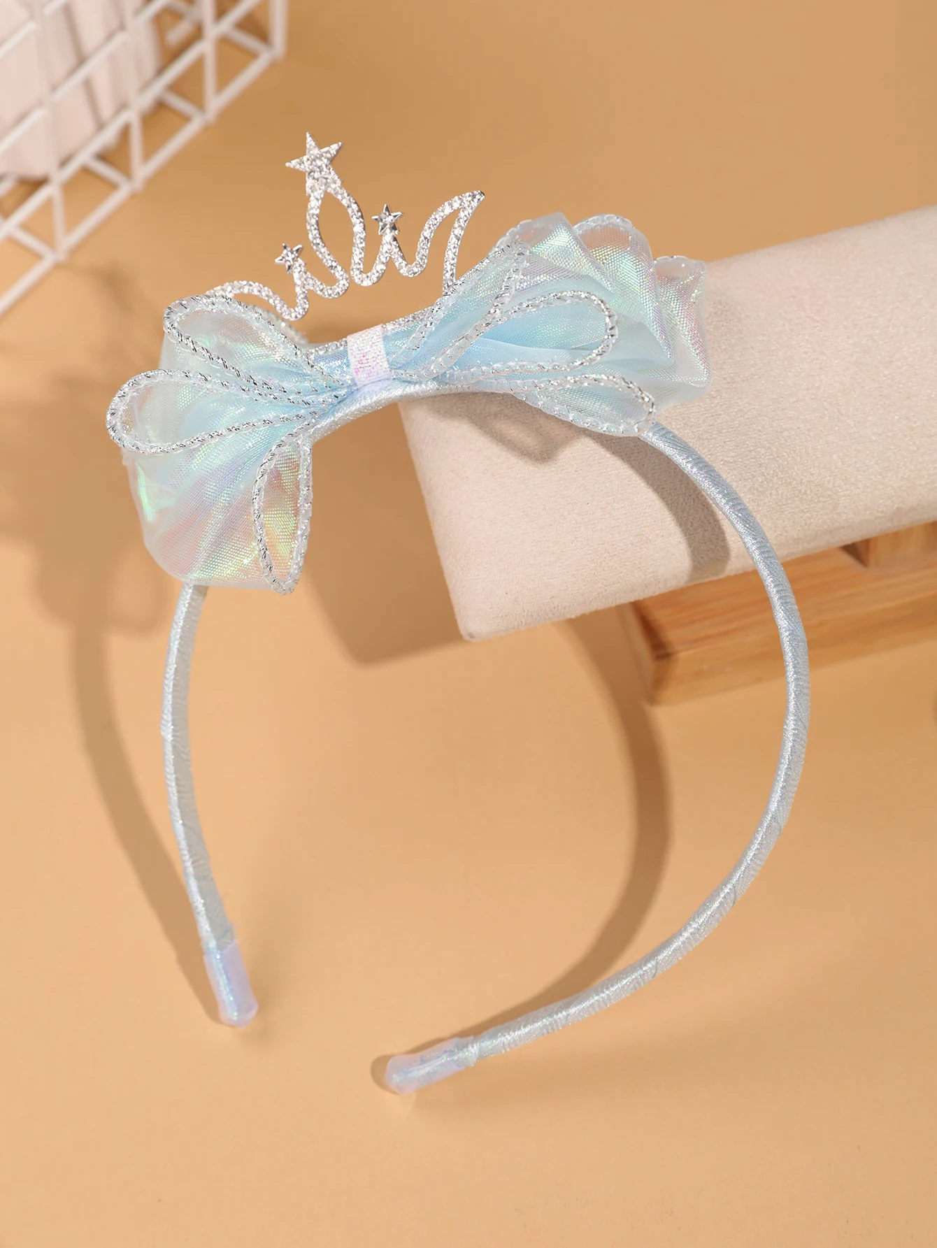 Fashionable and Simple Children's Crown Hairband - Glowing Blue Tulle Bow Hairband - Girls' Stage Performance / Formal Dress Accessory