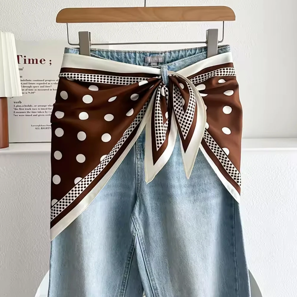Fashion Simple Polka Dot Printed Triangle Scarf Fashion Versatile Belt Diagonal Scarf Women's High-end Silk Scarf Accessories