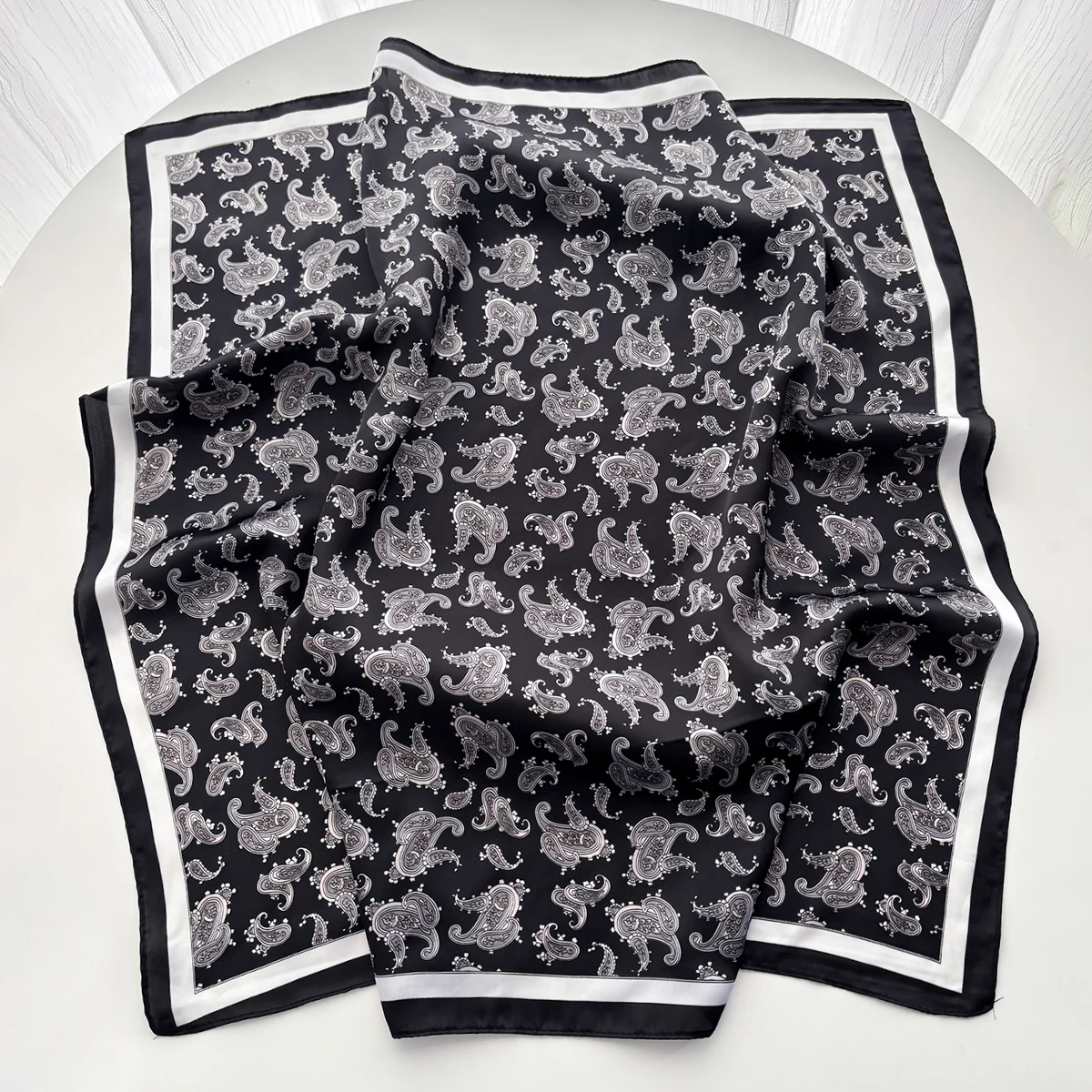 Luxury Paisley Print Scarf Women Silk Imitation Neck Scarves Foulard Bandana Hijab Hairbands Square Shawls Wraps