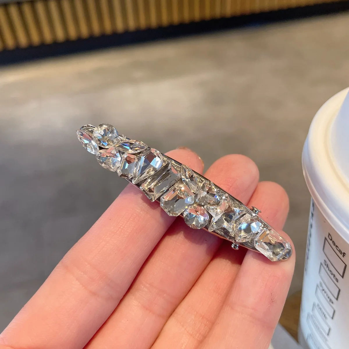 Luxury Full Crystal Rhinestone Hair Clip For Women Sparkly Alloy Duck Bill Clip Wedding Party Hair Accessories Girls Barrette