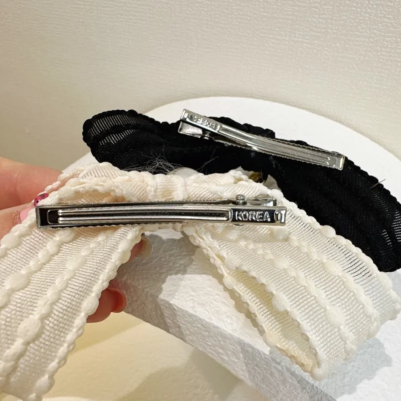 Bow Side Hair Clips: Elegant Fabric Hair Clips with Pearl Details, Versatile for Daily Wear