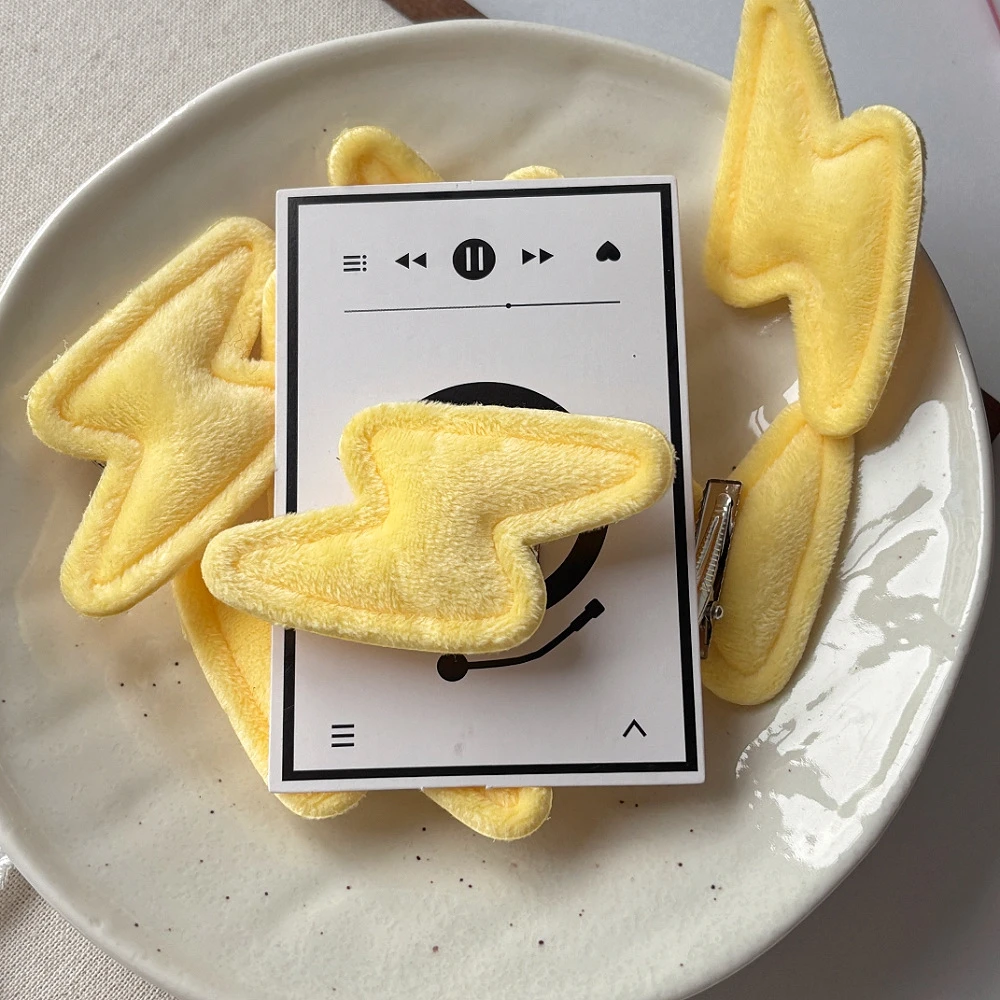 2026 New Trend Yellow Lightning Plush Hair Clip Kawaii Fluffy Thunder Shape Barrettes Hair Accessories For Women Daily Party