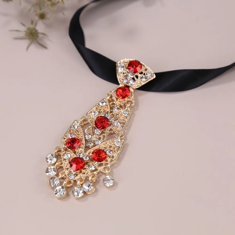 Special Adjustable Rhinestone Tie Short Length Fashion Crystal Neckties Shining Metal Short Tie Wine Party