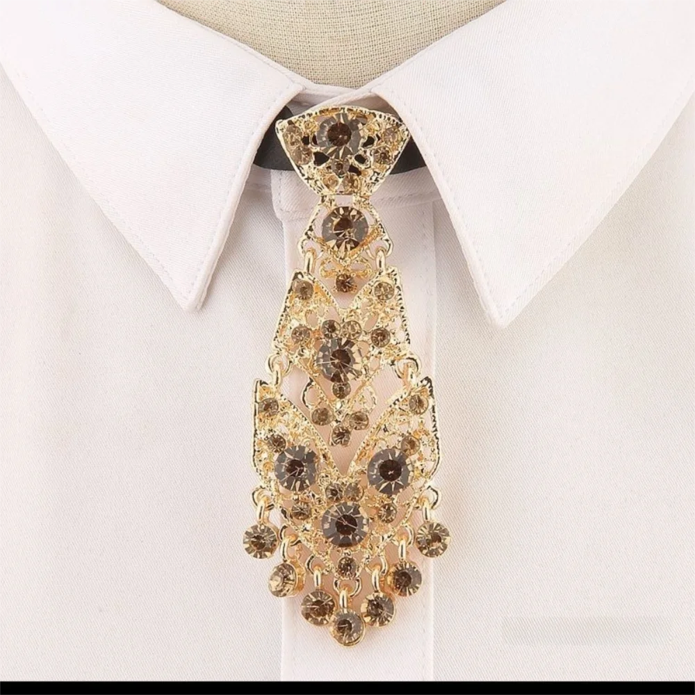 Special Adjustable Rhinestone Tie Short Length Fashion Crystal Neckties Shining Metal Short Tie Wine Party