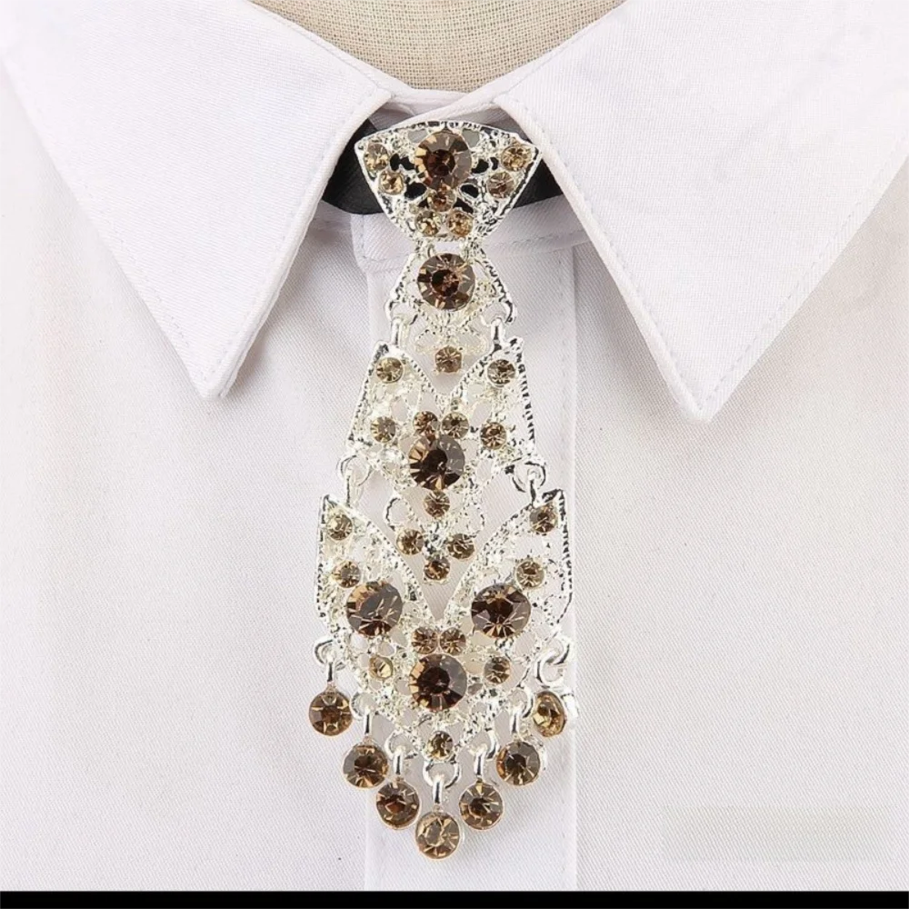 Special Adjustable Rhinestone Tie Short Length Fashion Crystal Neckties Shining Metal Short Tie Wine Party