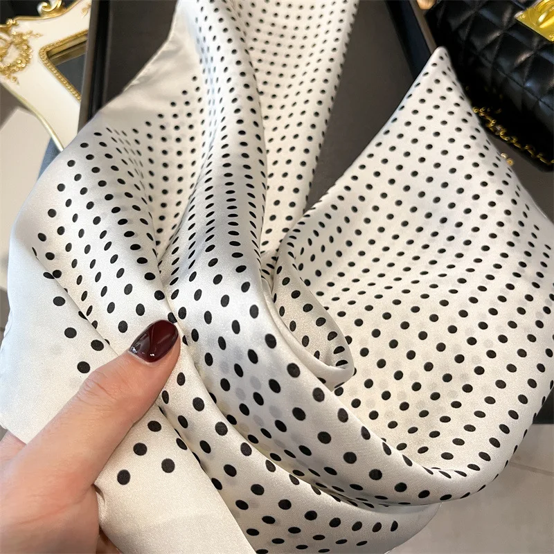 Luxury New Printed Scarves Women's Silk Scarf Spring and Summer Floral Decorations Small Neckties Hairbands Bags Wholesale