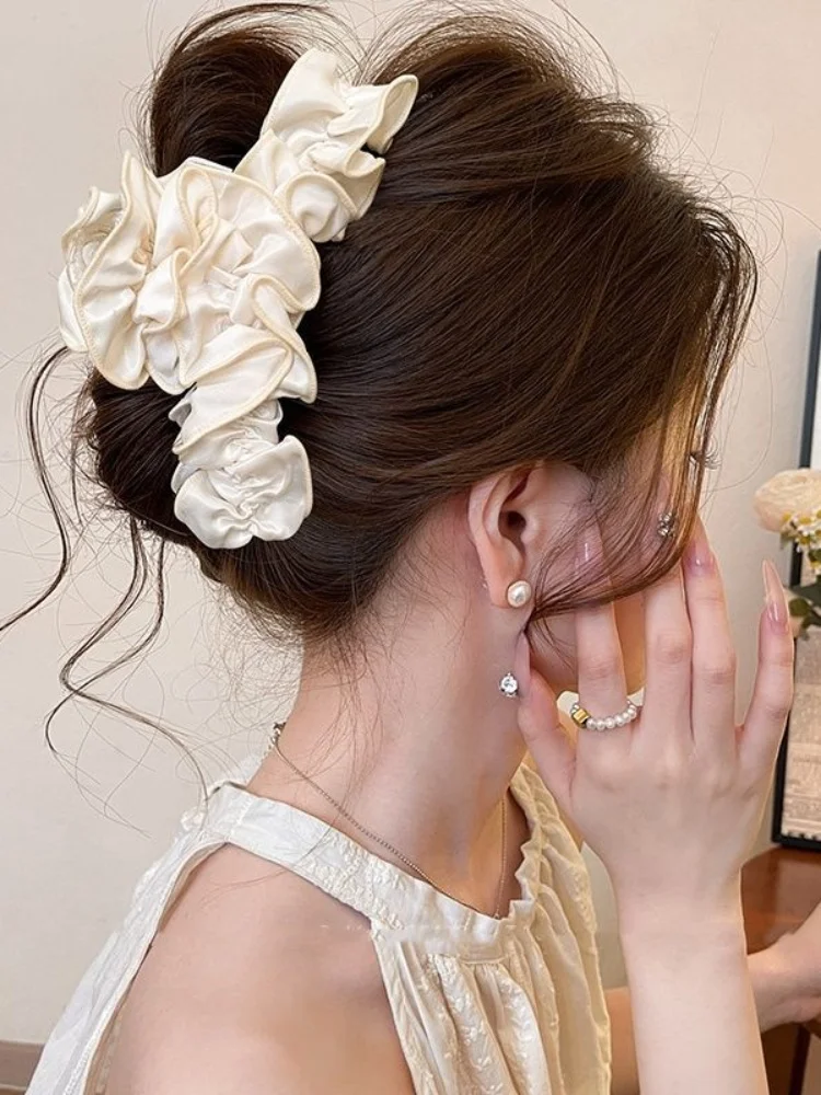 1PC Pleated Ponytail Grab Clip Fashion Hundred Hobbies Back of Head Plate Hair Shark Clip Advanced Feeling Top Clip Headdress