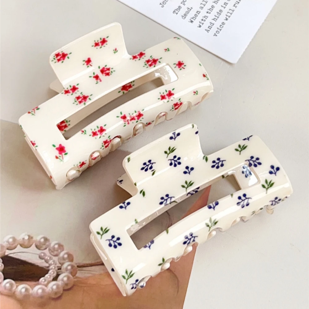 A high-quality fruit cherry flower print, acetate hair claw, fish catcher, half-tie clip, delicate headwear