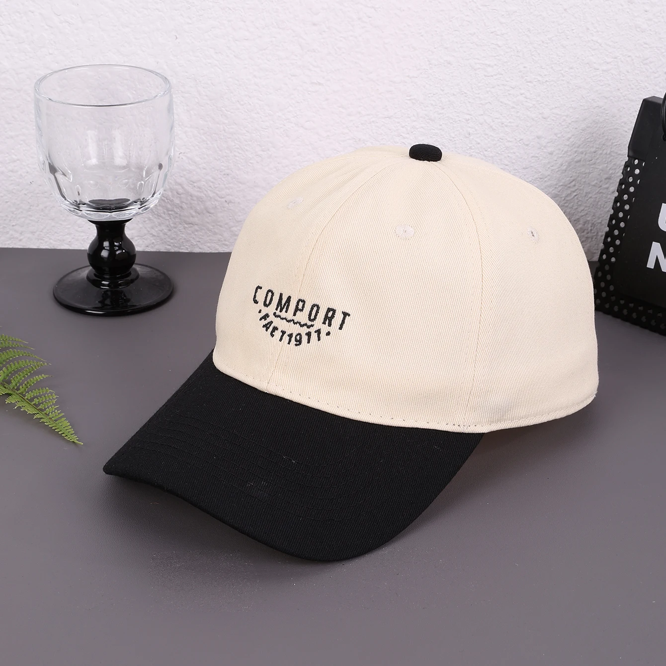 American-Style Retro Splicing Embroidered Letter 1977 Baseball Cap Couple's Daily Versatile Soft-Top Baseball Cap