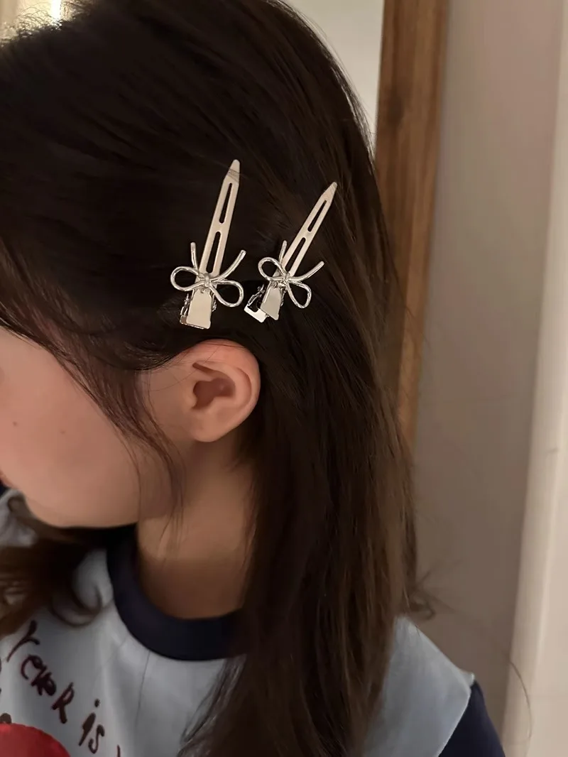 2Pcs Broken Hair Metal Y2k Barrettes Sweet Cool Girl Bow Hairpin Headgear Side Clip Bangs Headwear Girls Women Hair Accessories