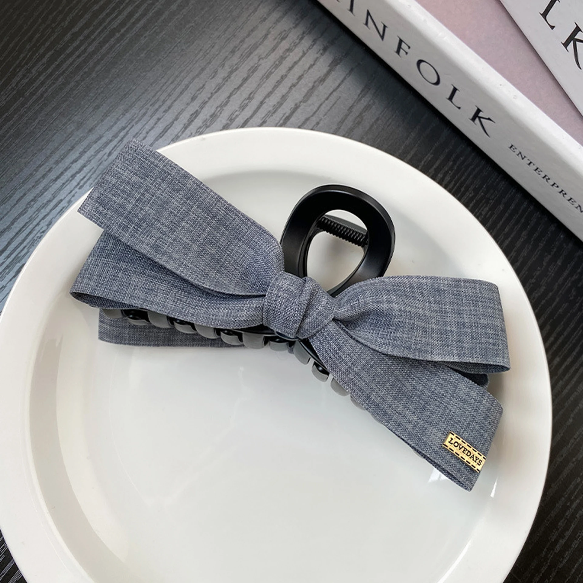 1pc Korean-style fashionable denim bow hair claw, 2025 new fashion sense hair clip large shark clip hair accessory for women