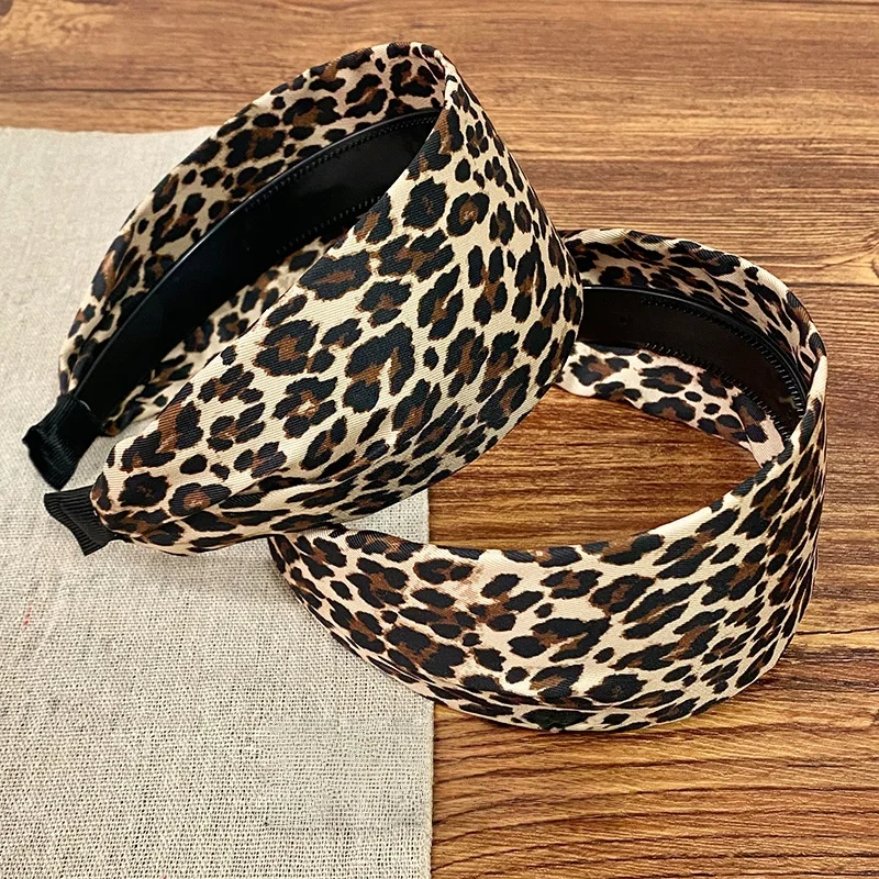 1PC Stylish and Fashionable Leopard Print Wide-Edge Headband, Unique Vintage High-Crown Hair Hoop Hair Accessory