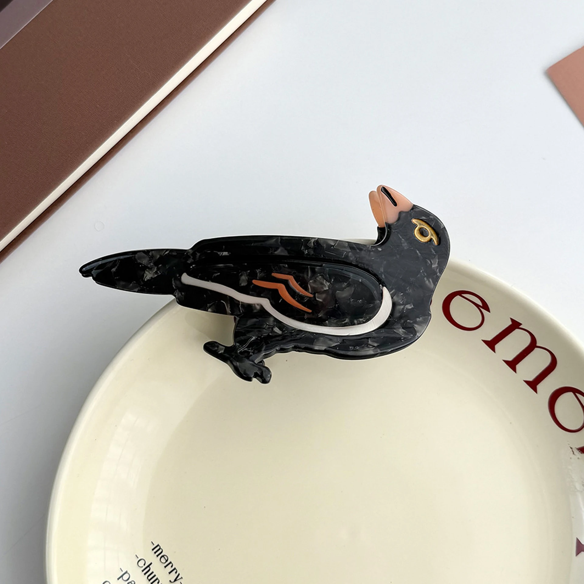 1pc Bird Acetic Acid Grab Clip, Woodpecker Phoenix Crow Animal Hairpin, Creative Versatile Large Shark Clip Hair Accessories