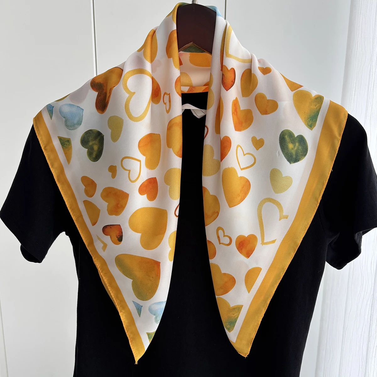 1pc 70*70cm Square Scarf Women Luxury Bandana Head Fashion Lady Hair Shawl Wrap Spring Summer Female Neckerchief Hijab