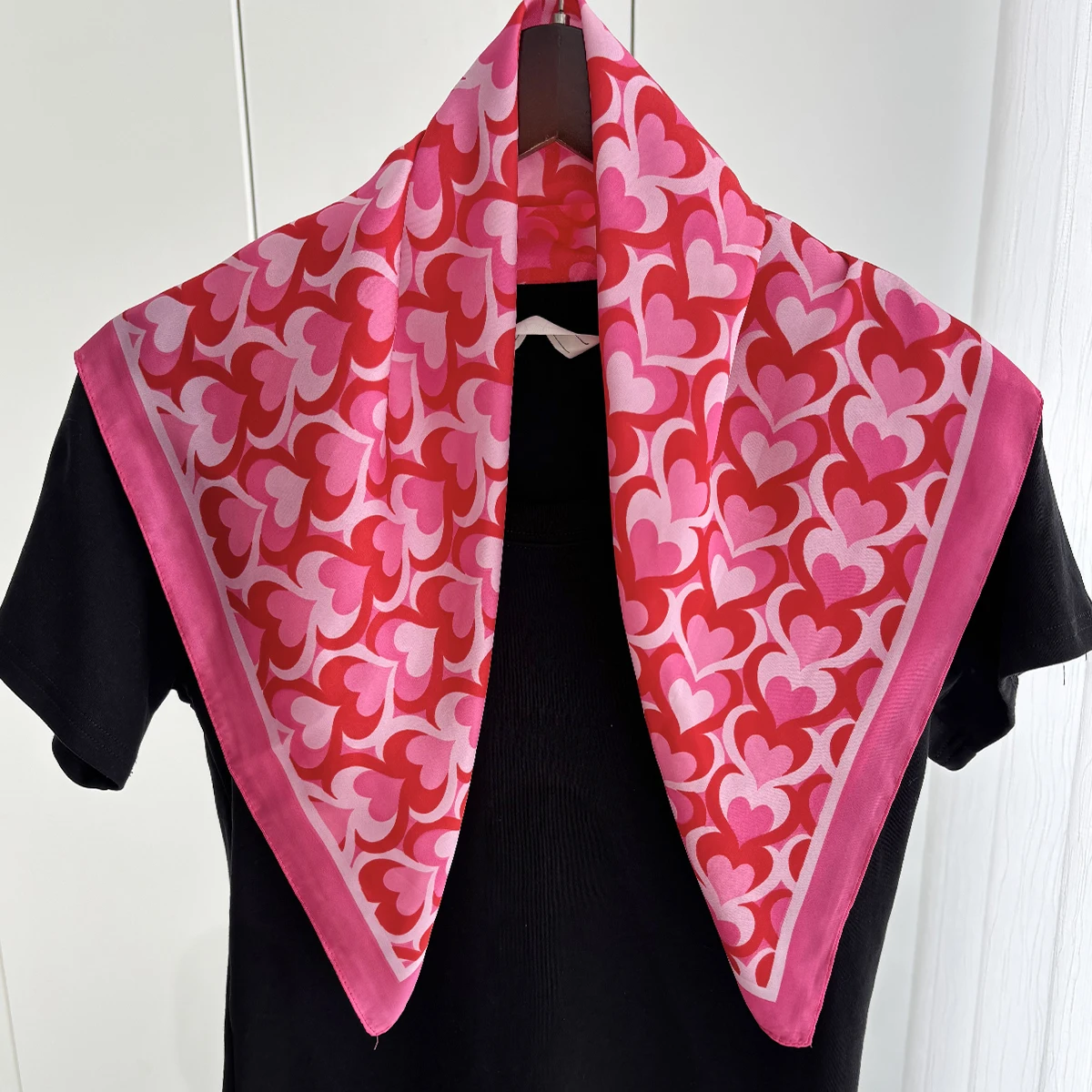 1pc 70*70cm Square Scarf Women Luxury Bandana Head Fashion Lady Hair Shawl Wrap Spring Summer Female Neckerchief Hijab
