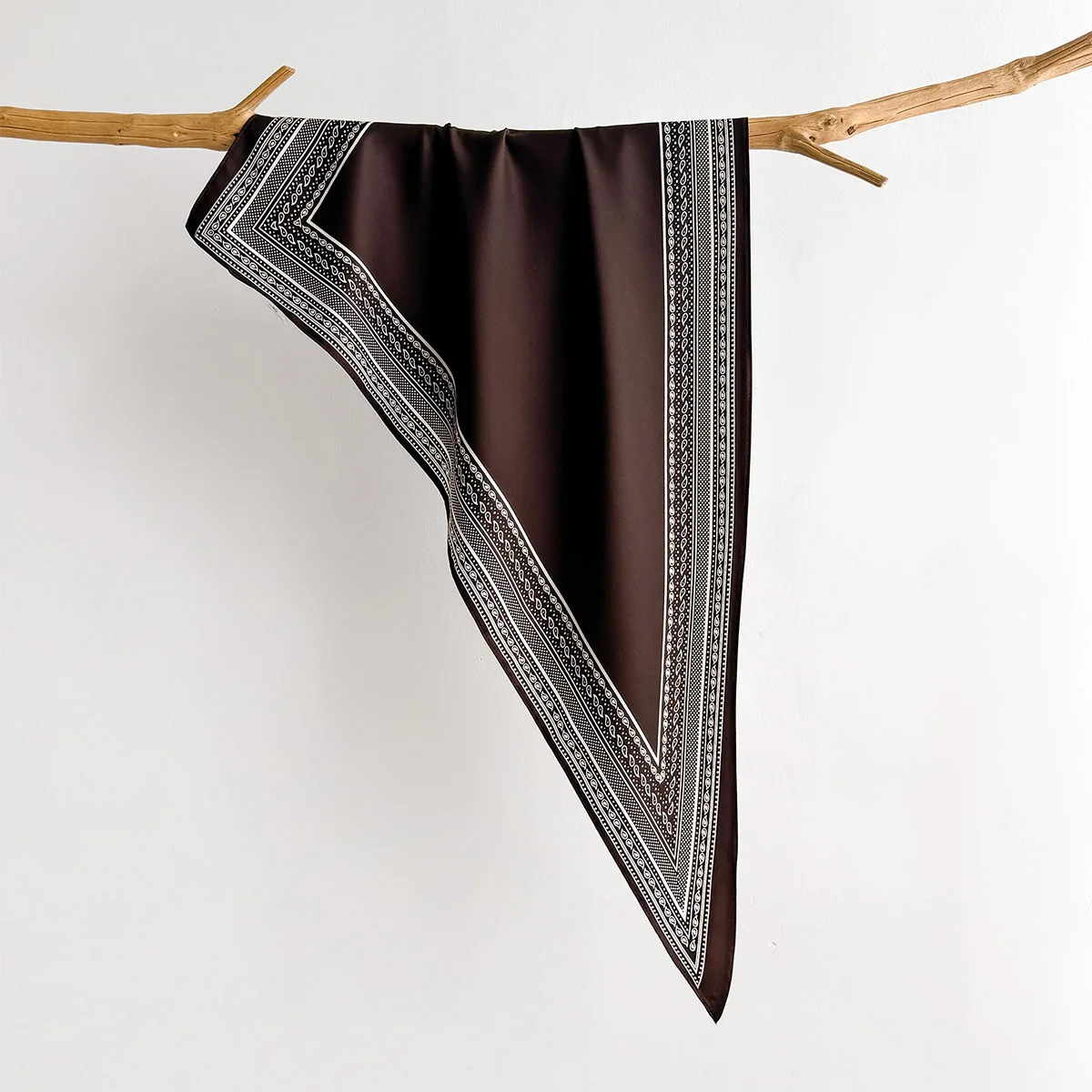 Skin Friendly Triangular Scarf Women Silk Feeling Satin Head Scarf Lady Neck Kerchief Hair Bandana Shawl Wrap Foulard Soft Silk