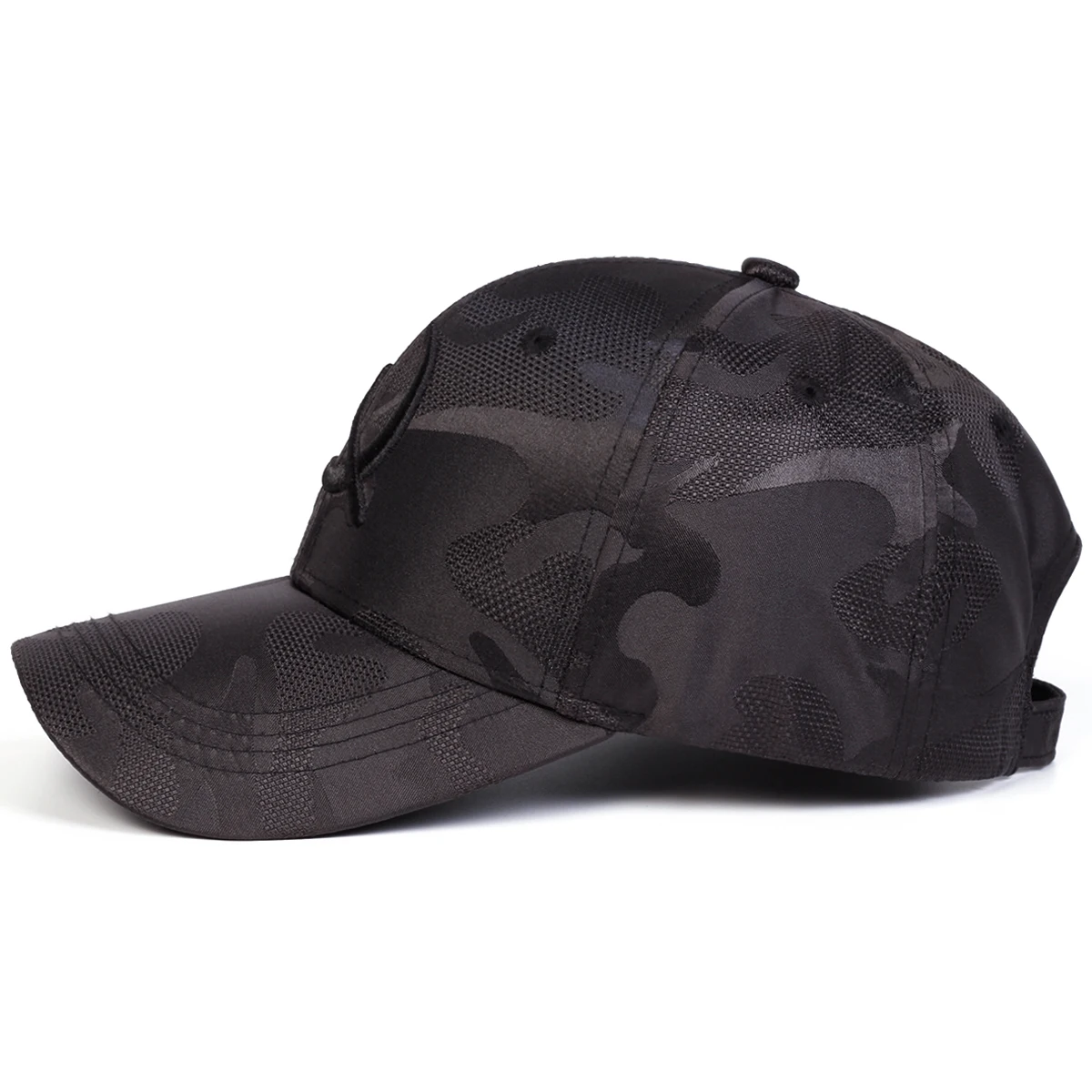 Unisex Hammer and Sickle Embroidery Baseball Caps Spring Autumn Outdoor Adjustable Casual Hats Sunscreen Hat Sports Cap
