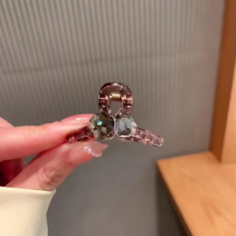 Elegant Bow Shark Clip Fashion Back Of Head Hair Clip Vintage Ponytail Fixed Hairgrips For Woman Simple Hollow Geometry Hairpin