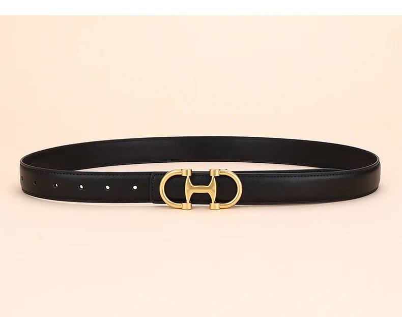 Fashionable Women's Versatile Decoration Jeans with Cowhide Belt; Ladies' High-End Business Fashion in Stock.